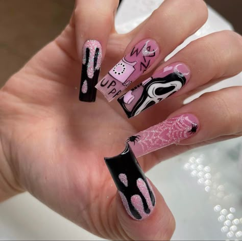 Scream Nails, Horror Nails, Nails Kids, Nails Flowers, Spooky Nails, Halloween Acrylic, Halloween Acrylic Nails, Goth Nails, Grunge Nails