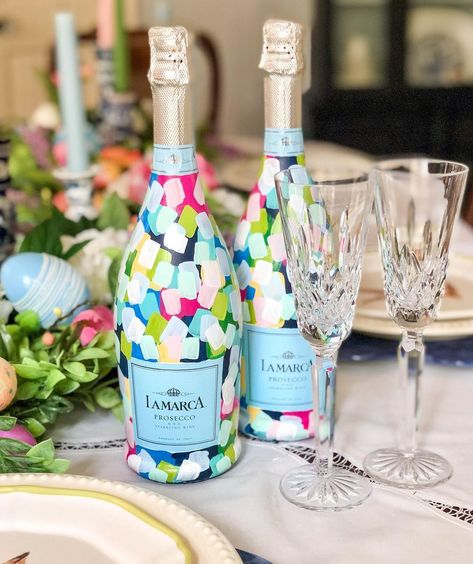 Bedazzled Liquor Bottles, Lamarca Prosecco, Custom Champagne Bottle, Hand Painted Wine Bottles, Decorated Bottle, Painted Bottle, Painted Wine Bottles, Champagne Bottles, Cricut Craft Room