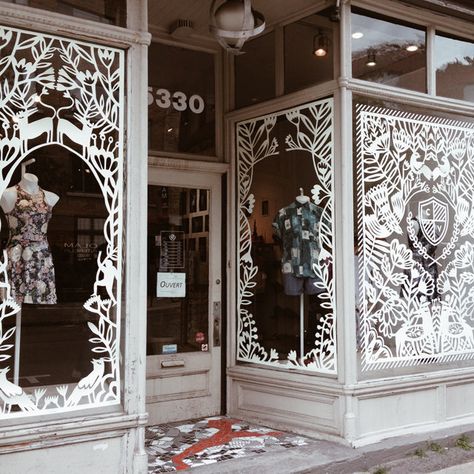 https://flic.kr/p/w6sPSz | papercut window display | at citizen vintage in montreal Store Front Windows, Christmas Window Painting, Window Display Retail, Window Mural, Decoration Vitrine, Store Window Displays, Paper Cutouts, Christmas Window Display, Window Display Design