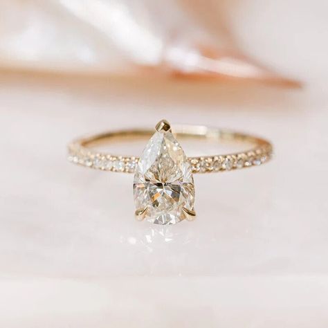 Teardrop Diamond Ring, Engagement Goals, Pear Cut Diamond Engagement Ring, Ring Teardrop, White Diamond Rings Engagement, Pear Diamond Engagement Ring, Teardrop Diamond, Pear Shaped Engagement Rings, Engagement Ring Shapes