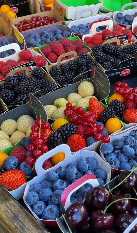 Fruit Stall Aesthetic, Fresh Food Market Aesthetic, Farm Market Aesthetic, Whole Foods Market Aesthetic, Farmer's Market Aesthetic, Summer Farmers Market Aesthetic, Fruit Market Aesthetic, Berries Aesthetic, Fall Farmers Market