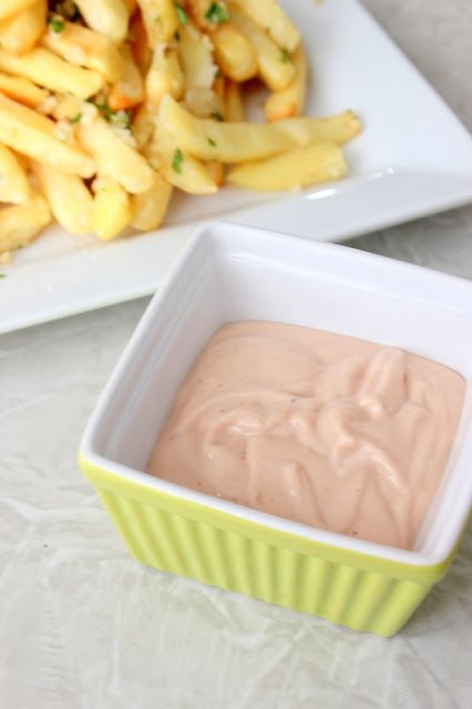 Fry Sauce Recipe. Just mayo, BBQ sauce, and ketchup! Yes!