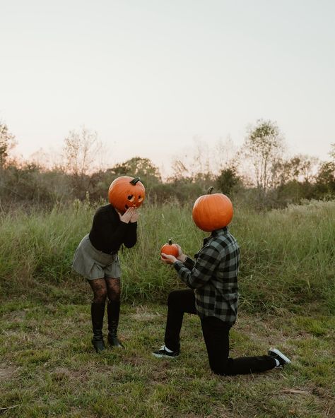 Happy Halloween to all of you Spooky Pumpkins 🎃 One of my FAV things about being a photographer is doing fun, creative sessions like this. AHHH! I’ll never get over doing a little pumpkin head photoshoot!! I hope y’all have a FUN + SAFE Halloween 🧡 A BIG thank you to the photographer, @flashmomentsphotography, for letting me use the truck! The BEST prop!! • • • #pumpkinheadphotoshoot #halloweenphotography #halloween2024 #couplesphotographer #webstertxphotographer #houstontxphotographer #sa... Pumpkinhead Photoshoot, Pumpkin Head Photoshoot, Head Photoshoot, Spooky Pumpkins, Being A Photographer, Halloween Photography, Pumpkin Head, Spooky Pumpkin, Get Over It