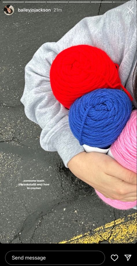 Knitting Instagram Story, Crochet Instagram Story Ideas, Crochet Ig Story, Aesthetic Crochet Pictures, Crochet Business Aesthetic, Crochet Instagram Story, Crochet Instagram Post Ideas, Crochet Instagram Feed, Instagram Story Aesthetic