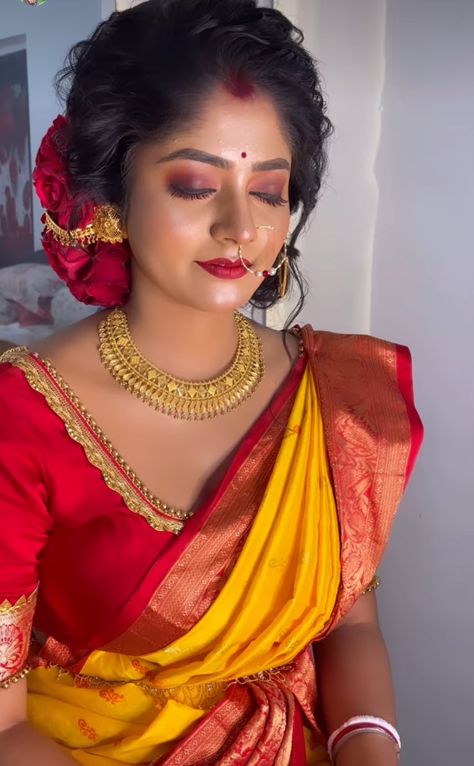 Bengali Bride Wedding Look, Gaye Holud Saree, Gaye Holud Bengali Bride, Bengali Reception Look, Bengali Bride Traditional Look, Bengali Reception Bridal Look, Reception Bride Makeup, Bengali Bride Reception Look, Isha Borah