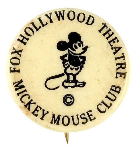 Mickey Mouse Club Badge Disney Inspiration, Disney Buttons, Mickey Mouse Pins, Walter Elias Disney, Mickey Mouse Club, Vintage Disneyland, Vintage Mickey Mouse, Disney Collectables, Vintage Mickey