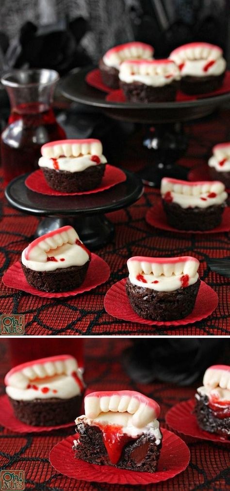 Terror In Transylvania Party, Vampire Brownies, Halloween Fingerfood, Buffet Halloween, Menu Halloween, Postres Halloween, Vampire Bites, Dulces Halloween, Halloween Food Desserts