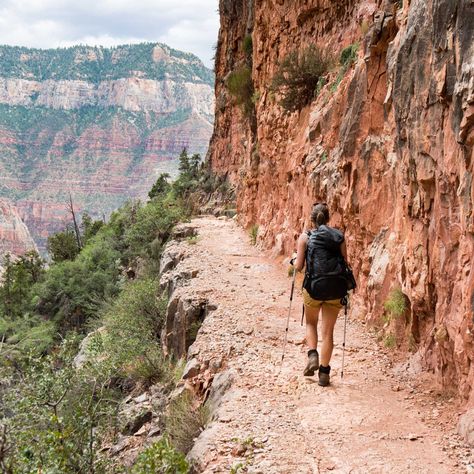 What It Takes to Hike the Grand Canyon Rim-to-Rim - Outside Online Grand Canyon Rim To Rim, Grand Canyon Hiking, Bright Angel Trail, National Park Camping, Hiking Photography, Camping Photography, Camping Spots, Grand Canyon National Park, The Grand Canyon