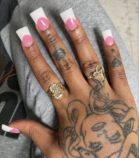 Short Nail Designs Y2k, Short Duck Nails Acrylic, Duck Nails Y2k, Duck Nail, Red Acrylic Nails, Duck Nails, Edgy Nails, Short Square Acrylic Nails, Acrylic Nails Coffin Pink