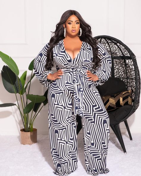 Faux Wrap Jumpsuit With Tie In Navy And White Design Print Item: J30458X ChicAndCurvy.com Classy Jumpsuit Outfits, Classy Jumpsuit, Jumpsuit Outfits, Chic And Curvy, Wrap Jumpsuit, White Design, Navy And White, Printed Items, Print Design