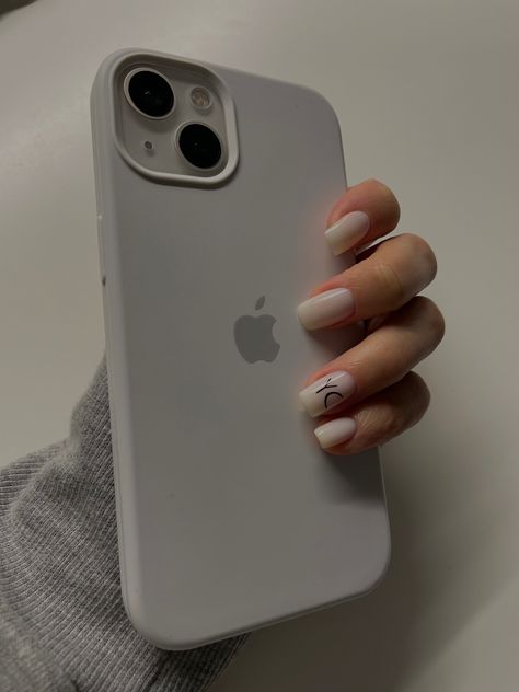 Iphone 13 White Aesthetic Case, Iphone 13 Case Aesthetic, Iphone 13 White, Iphone 13 Aesthetic, Clear Phone Case Design, Future Iphone, Iphone Mini, Dream Phone, Iphone Obsession