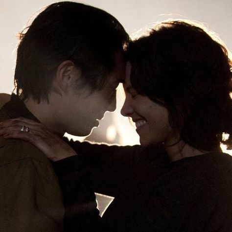 Maggie And Glenn, Glenn And Maggie, Sun