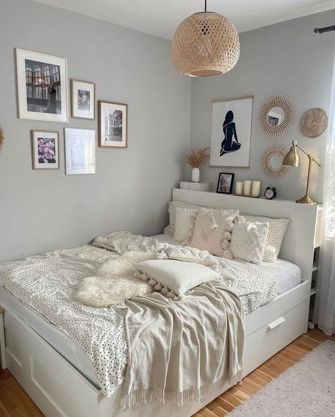 Floor Ideas, Room Redesign, Redecorate Bedroom, Dream House Rooms, Teen Bedroom Decor, Dream Room Inspiration, Room Makeover Bedroom, Room Makeover Inspiration, Room Inspiration Bedroom