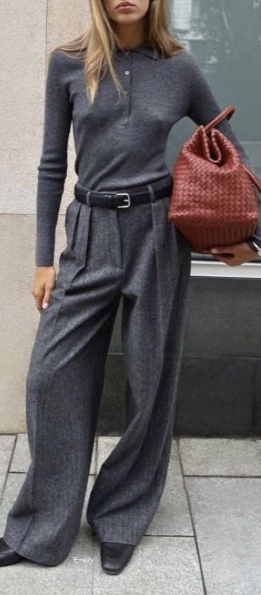 Mode Casual, Grey Outfit, Double Take, 가을 패션, Mode Inspiration, Winter Fashion Outfits, Daily Outfits, Look Fashion, Classy Outfits