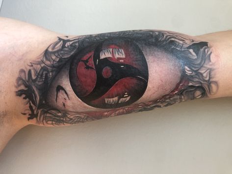 Tattoo, Mangekyo Sharingan, Uchiha Itachi, Naruto Uchiha Tattoo Designs, Mangekyou Sharingan Tattoo, Sasuke Mangekyou Sharingan, Sharingan Tattoo, Uchiha Tattoo, Sasuke Mangekyou, Itachi Eyes, Itachi Naruto, Naruto Tattoo