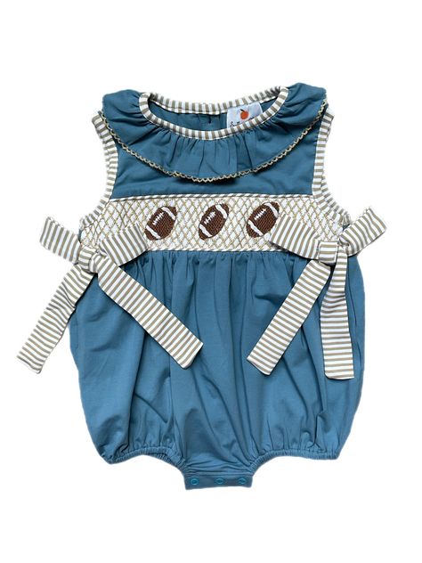 Our charming Football Bubble for girls features hand-smocked footballs across the chest and coconut buttons on the back. This adorable outfit is crafted from high-quality fabric ensuring comfort and style for any little sports fan - it’s the perfect choice for game day and beyond. Baby Smocked Outfits, Pandora Outfit, Southern Baby Clothes, Fam Goals, Western Baby Clothes, Woman Costumes, Southern Baby, Dream Kids, Western Babies