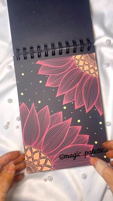 Black Book Drawing, Black Paper Crafts Diy, Black Paper Painting Ideas, Coloring On Black Paper, Black Canvas Art Ideas Inspiration, Black Paper Art Ideas Easy, Drawing On Black Paper Easy, Sketches On Black Paper, Scratch Book Art