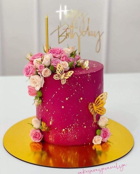 Beautiful Cakes For Women, 4 Kg Cake Design, Pieces Cake Ideas, 36 Birthday Woman Party Ideas Cake, 46th Birthday Cake For Women, Birthday Cake Idea For Women, Women Birthday Cake Ideas, Cupcake Cake Designs Birthday, Flower Cake Design Birthday