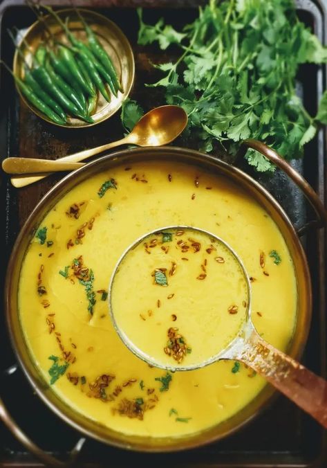 Lentils Instant Pot, Curry Chili, Vegetarian Protein Sources, Lentil Dal, Yellow Lentils, Lentil Dishes, Saffron Rice, Brown Lentils, Dal Recipe