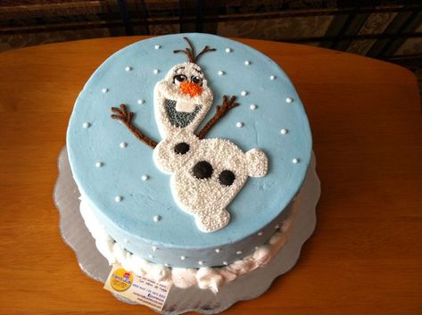 Frozen cake Olaf Frozen Cake, Olaf Birthday Cake, Easy Kids Birthday Cakes, Pastel Frozen, Olaf Birthday, Olaf Cake, Disney Birthday Cakes, Frozen Birthday Cake, Disney Frozen Birthday