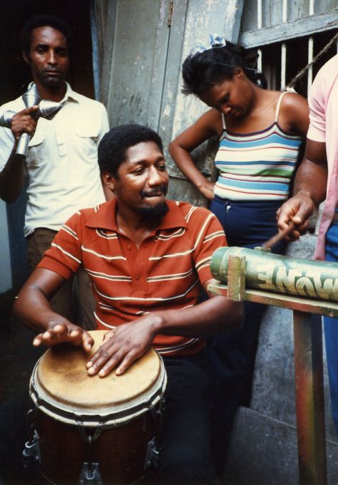 Afro Cuban, Photographie Portrait Inspiration, Bossa Nova, Victor Hugo, Black Culture, Photography Inspo, Black Is Beautiful, Black People, Cuba