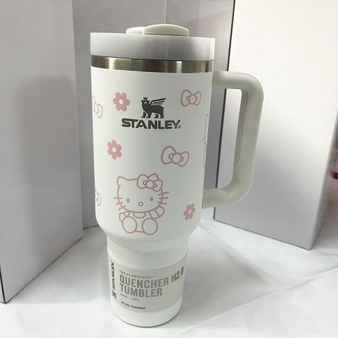 💖Now available at cutelalaco.com! Link in bio to shop. Follow @cutelalacoshop for more cute items! #hellokitty #hellokittylover #hellokittyfan #tumblr #stanleycup #stanley Stanley Cup Hello Kitty, Hello Kitty Stanley Cup, Hello Kitty Stanley, Cute Stanley, Hello Kitty Water Bottle, Theme List, Hello Kitty Jewelry, Super Kawaii, Hello Kitty Items