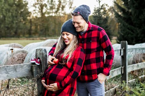 Plaid Maternity Photos, Maternity Photo Dress, Pregnancy Photo Shoot, Fall Maternity Photos, Fall Pregnancy, 36 Weeks, Pregnancy Photo, Photography Shoot, Fall Maternity