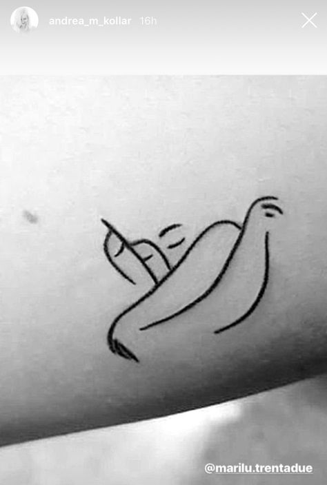 Two people snuggling/ hugging, definitely my next tattoo Cuddle Tattoo Ideas, Hug Me Tattoo, Hug Tattoo Ideas, Girl Hugging Herself Tattoo, Hug Tattoo Minimalist, Self Hug Tattoo, Anatomy Of A Hug, Hugging Tattoo, Connection Tattoo