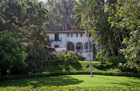 See more of Kerry Joyce Associates, Inc.'s "Santa Monica" on 1stDibs Kerry Joyce, Spanish Exterior, Spanish Colonial Revival, Spanish Revival Home, East Coast Style, Transitional Exterior, Spanish Mediterranean, Mediterranean Style Home, Spanish Revival