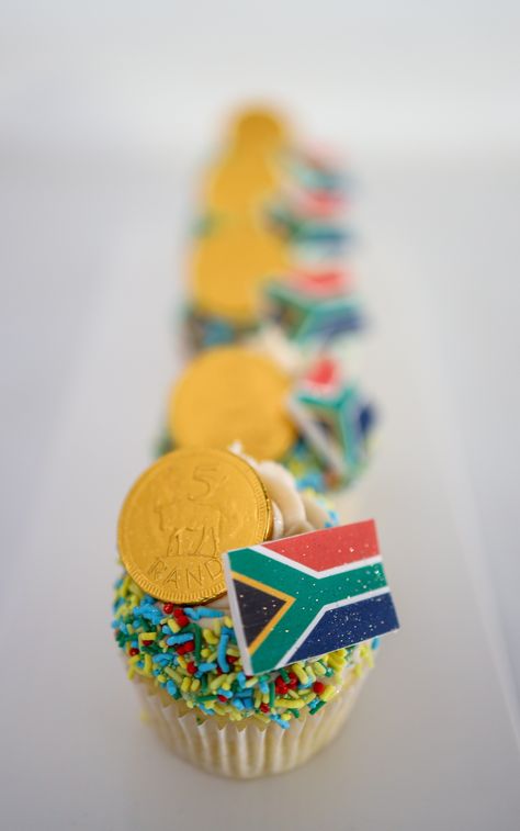 Heratige Day South Africa, Heritage Day Decor South Africa, Heritage Day South Africa Food, Happy Heritage Day South Africa, South Africa Party, Happy Heritage Day, Heritage Day South Africa, Africa Cake, Africa Party