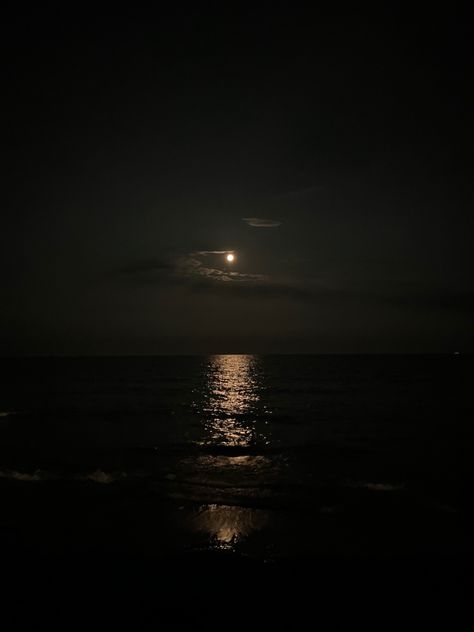 moon night sea waves art photography camera iphone 13 night mode vibes dark vintage wallpaper black tumblr aesthetic Soul Healing, Poetry Art, Art Culture, My Soul, Philosophy, Poetry, Healing, Art, Nature