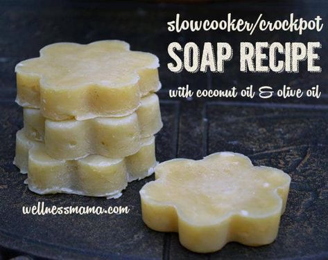 Slow Cooker Soap Recipe Savon Diy, Lye Soap, Make Soap, Soap Tutorial, Coconut Oil Recipes, Wellness Mama, Homemade Cosmetics, Scaredy Cat, Homemade Bath