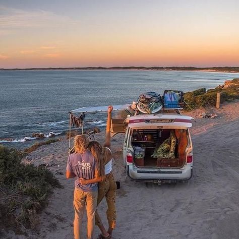 Salty Aura, Van Life Aesthetic, Wallpaper Travel, Van Living, Travel Van, Gap Year, Dream Lifestyle, Teenage Dream, Camping Car