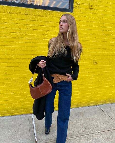 🚕 | Instagram Eva Meloche Outfits, Eva Meloche, Copenhagen Style, Outfits Winter, Outfit Aesthetic, Celebrity Outfits, Winter Fashion Outfits, Fall Wardrobe, Outfits Aesthetic