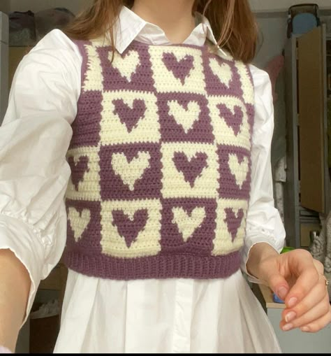 Heart Crochet Shirt, Crochet Sweater Vest Aesthetic, Heart Sweater Crochet, Crochet Heart Vest, Crochet Vest Pattern Free Boho, Crochet Heart Cardigan, Diy Crochet Vest, Crochet Checkered Sweater Vest, Cap Design Ideas