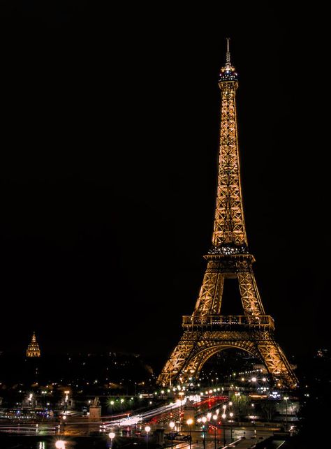 The Effiel Tower, France Aesthetic Eiffel Tower, Eiffel Tower Night, Torre Eiffel Paris, Eiffel Tower Aesthetic Night, Eiffel Tower Photography, Paris Iffle Tower Aesthetic, Eiffel Tower At Night Aesthetic, The Eiffel Tower At Night