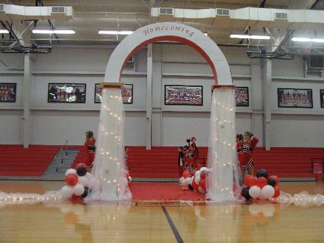 Homecoming arch Homecoming Dance Decorations, Assembly Ideas, Homecoming Court, Basketball Homecoming, Dance Decorations, Cheer Ideas, Student Government, Homecoming Dance, Pep Rally