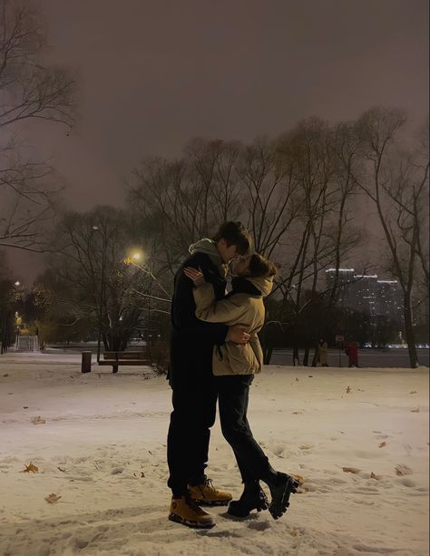 Couple In Snow Aesthetic, Winter Aesthetic Couple, Christmas Romance Aesthetic, Winter Boyfriend, Tall Boyfriend Short Girlfriend, Blazer Pocket, Couples Moments, Couple Winter, Tall Boyfriend