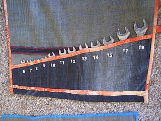 Mommy's Making a Mess: Wrench Rolls! Wrench Roll, Wrench Holder, Handmade Gifts For Men, Holding Onto You, Tool Roll, Look What I Made, Recycle Jeans, Wrap Pattern, Wrench Set