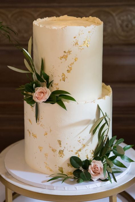 Two Tier Wedding Cake Designs, Wedding Two Tier Cake, White And Gold Wedding Cakes, White And Gold Cakes, Wedding Cake Gold And White, English Garden Wedding Cake, Wedding Cake Gold, 3 Tier Wedding Cake Gold, Wedding Cake With Gold Flakes