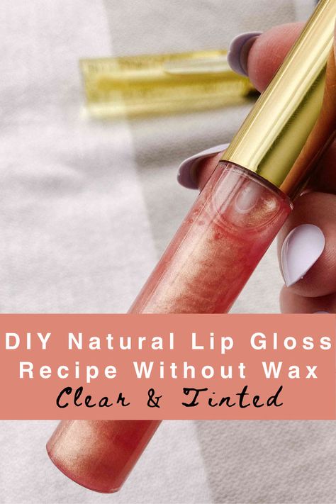 Diy Lip Plumper Gloss, Diy Glossy Lip Gloss, Diy Lip Gloss Recipes How To Make, How To Make Lip Gloss, Lip Gloss Recipes, Lip Gloss Diy Recipes, Homemade Lip Gloss, Diy Cosmetics Recipes, Diy Natural Makeup