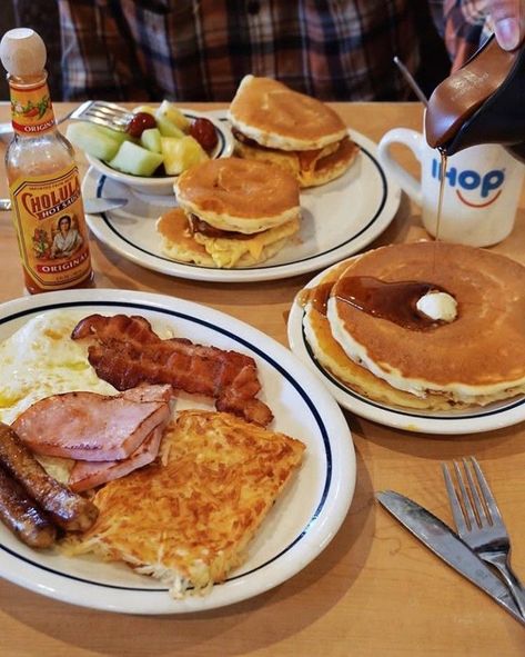 Ihop Food, Weird Food Combinations, Food Combinations, Simple Family Meals, Breakfast Platter, Party Food Buffet, Food Combining, Weird Food, Hard Boiled