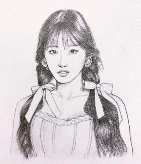 Sketch of Momo Hirai Twice Drawing Pencil, Momo Twice Drawing, Twice Sketch, Momo Sketch, Momo Drawing, Twice Drawing, Faces Drawing, Taste Of Love, Momo Hirai