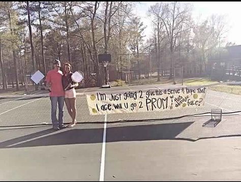 Tennis Proposal, Prom Posters, Tennis Funny, Sadie Hawkins, Asking To Prom, Cute Prom Proposals, Prom Dance, Dance Proposal, Hoco Proposals Ideas