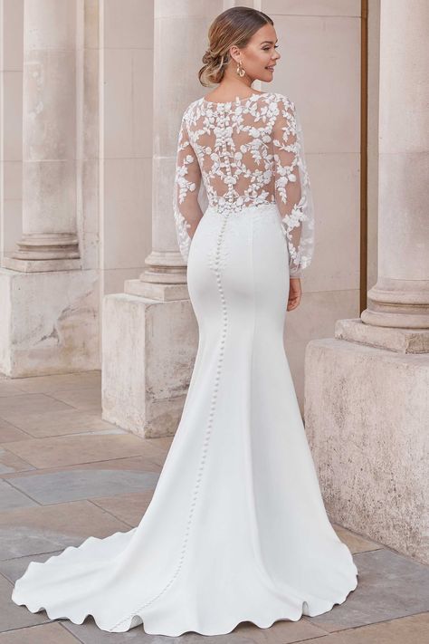 Minimalist Bride, Crepe Wedding Dress, Justin Alexander, Fit And Flare Wedding Dress, Winter Wedding Dress, Long Sleeve Wedding, Best Wedding Dresses, Stretch Crepe, Necklines For Dresses