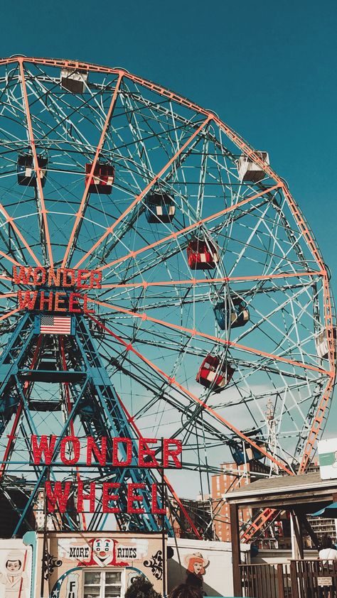 Wonder Wheel. Coney Island, NY #coneyisland #newyork Wonder Wheel Coney Island, Coney Island Nyc, Coney Island Wallpaper, Coney Island Aesthetic, Wonder Wheel, 50s Aesthetic, Nyc Aesthetic, 80s Aesthetic, Carnival Themes