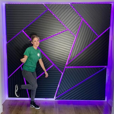 Soundproof Gaming Room, Music Room Sound Proofing, Gaming Room Wall Design, Diy Gamer Room, Game Room Wall Ideas, Kids Gamer Room, Boys Gamer Bedroom Ideas, Roblox Room Ideas, Chaos Room