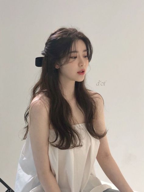 Medium Hair Korean, Korean Hairstyle Medium, Long Hair Korean, Hairstyle Medium Hair, Short Hair Korean, Korean Hairstyle Long, Korean Hairstyle Ideas, Medium Dark Hair, Hairstyle Short Hair