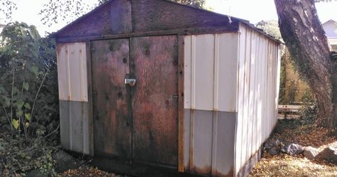 This little shed sitting on the corner of our property has been an eyesore since we bought this place. We didn't bother doing anything to it... Diy She Shed, Shed Makeover, Tin Shed, Build Your Own Shed, Steel Sheds, Metal Storage Sheds, Small Sheds, Diy Shed Plans, Shed Doors