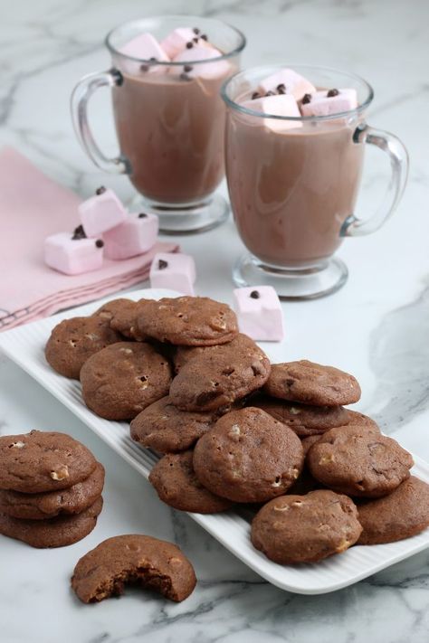 Hot Cocoa Cookies Hot Cocoa Cookies Recipe, Cocoa Cookies Recipe, Swiss Miss Hot Chocolate, Hot Chocolate Cookie Recipes, Dairy Free Hot Chocolate, King Arthur Gluten Free, Cookies Kids, Rectangle Plate, Cookie Recipes For Kids